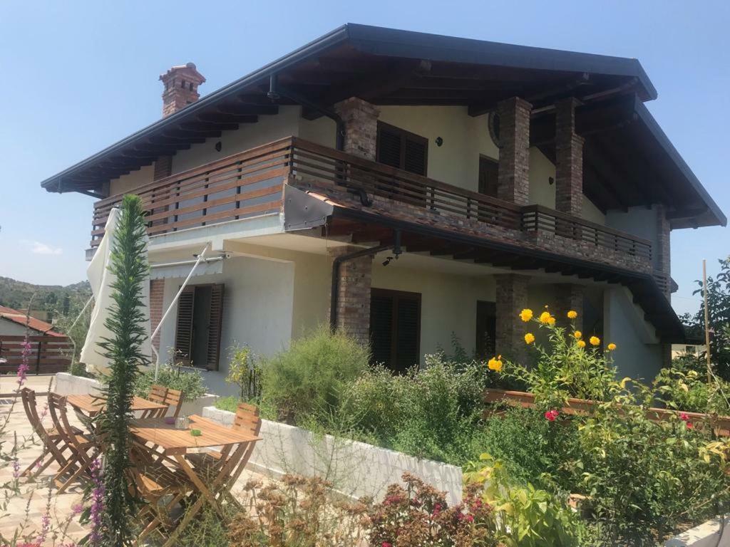 Sara'S Villa Shkodër Dış mekan fotoğraf